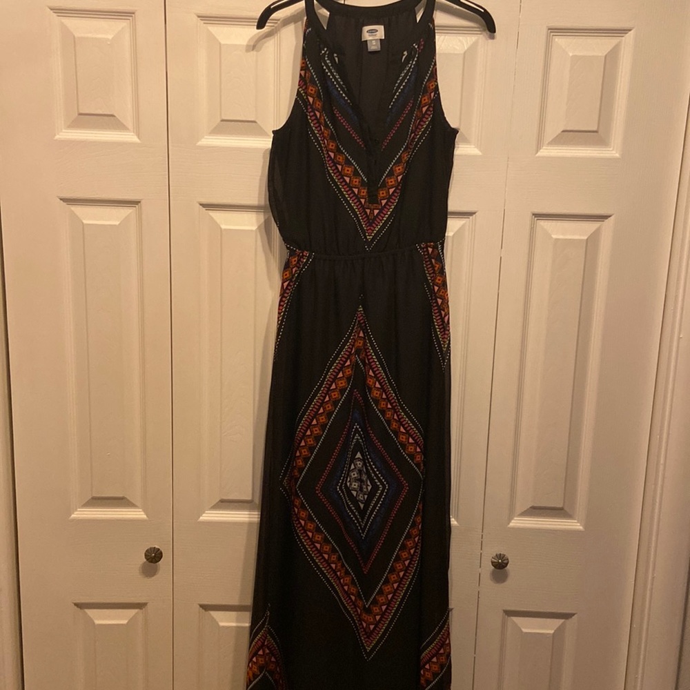 Old Navy Black Multi-colored Print Maxi Dress - XS